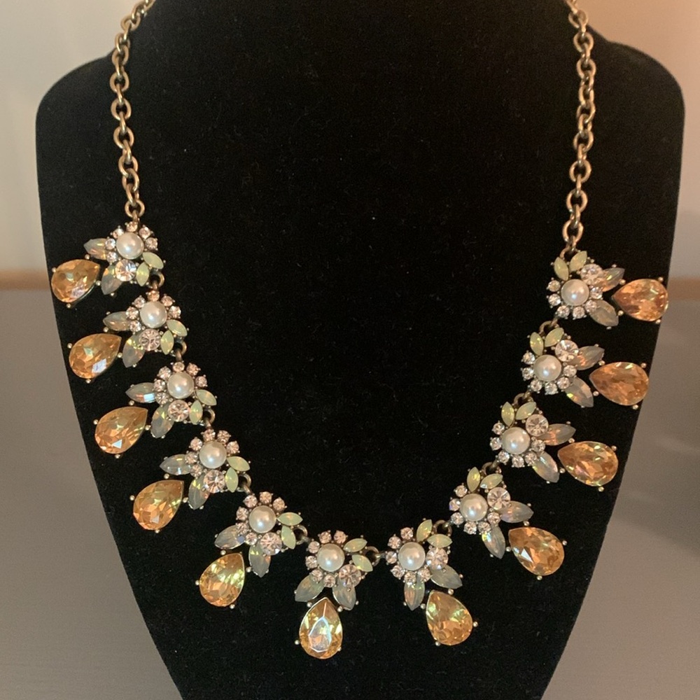 Gorgeous Pearl, Crystal & gemstone statement necklace